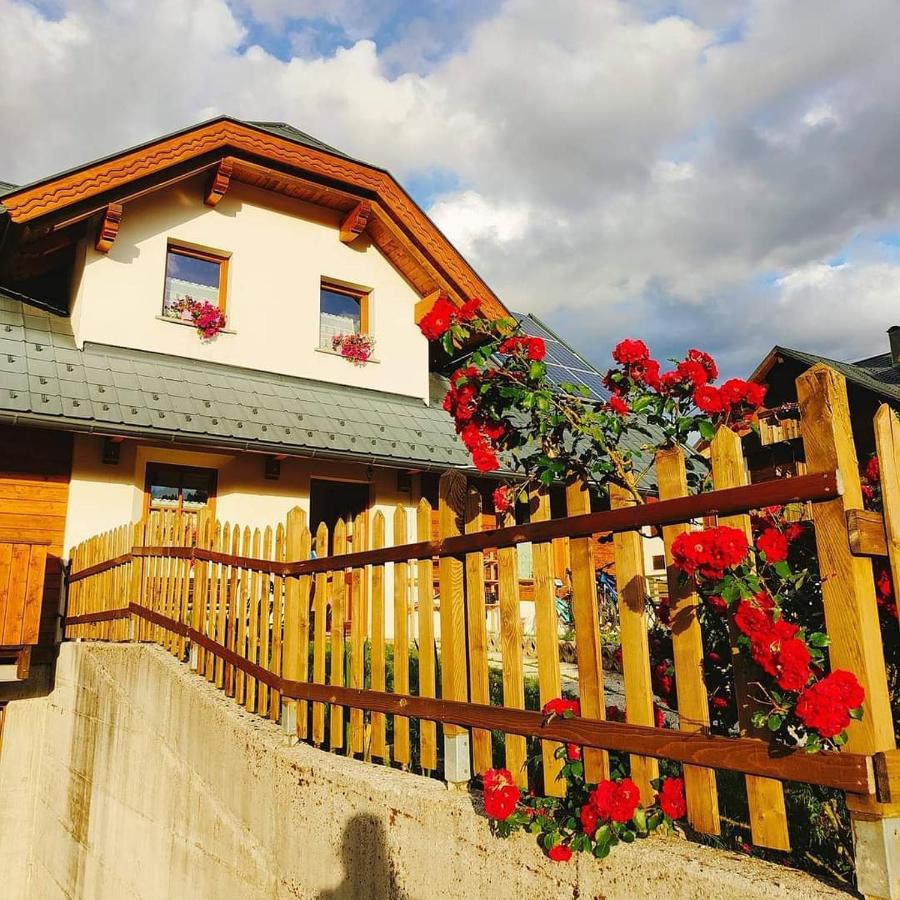 Al Sentiero Di Charly Panzió Tarvisio Kültér fotó